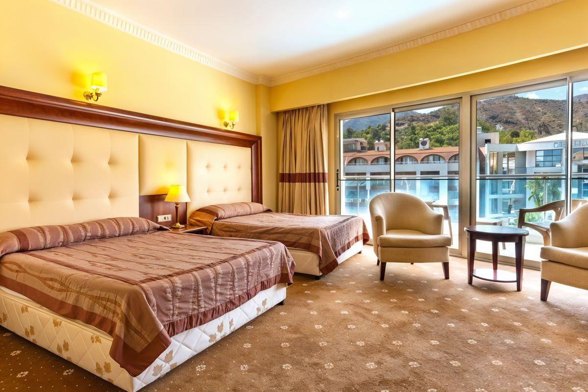 Pineta Park Deluxe Hotel